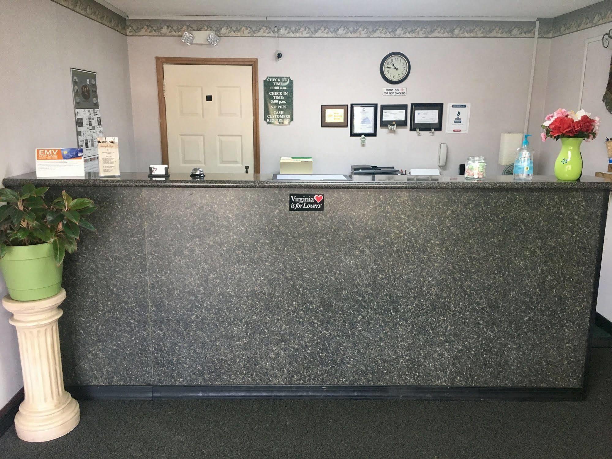 Washington Burgess Inn West Point エクステリア 写真